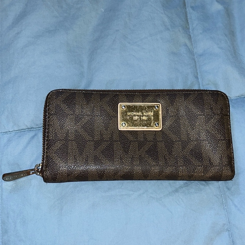 MK wallet